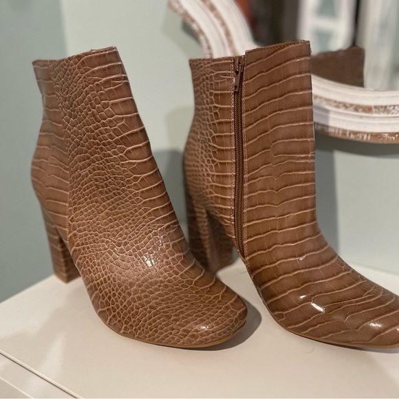 Snake Skin Boots - Picture 3 of 4